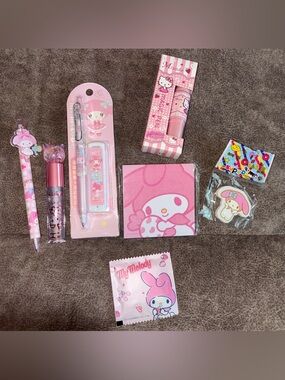 Hello Kitty bundle